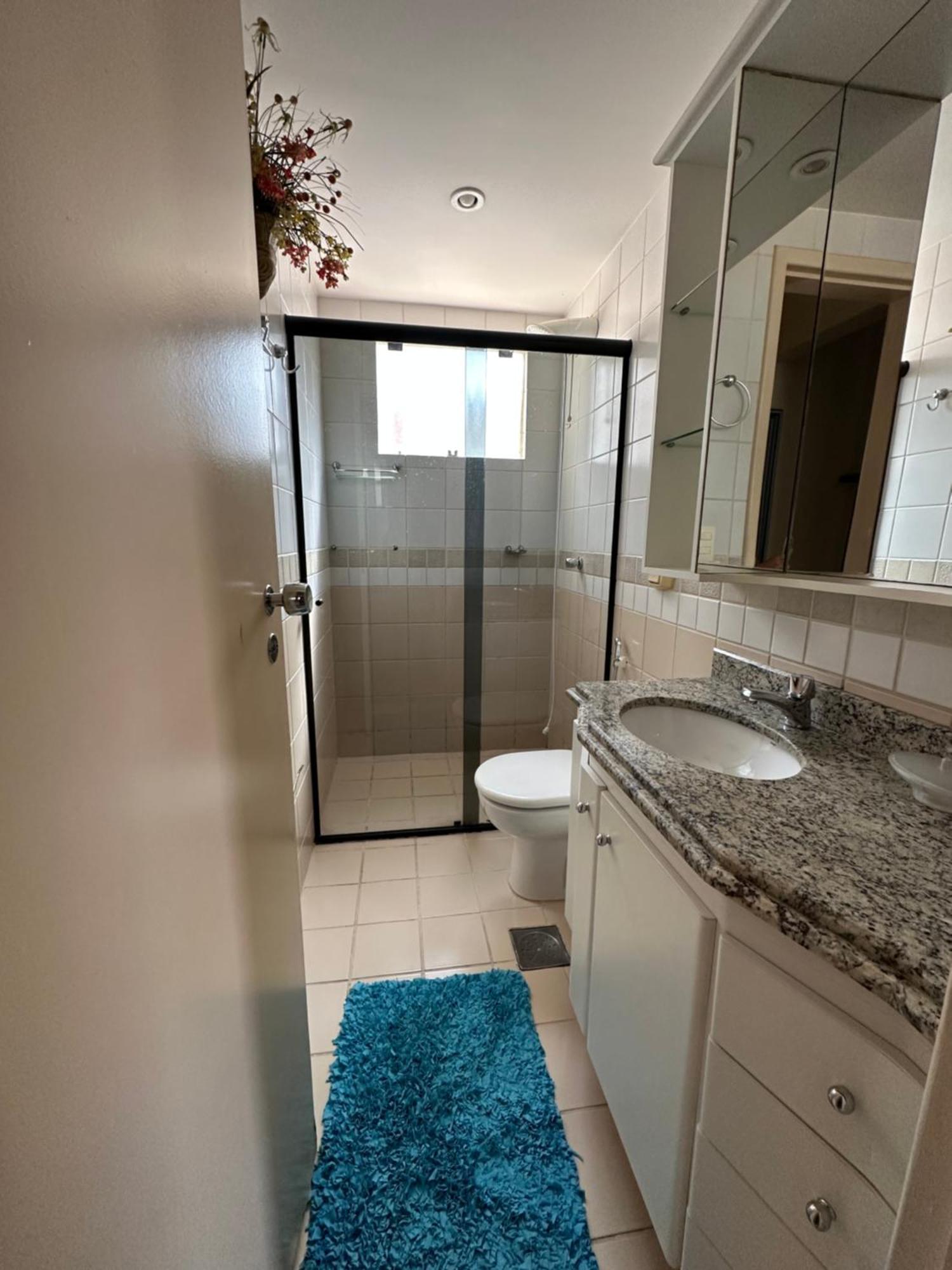 Royal Park Apartment *